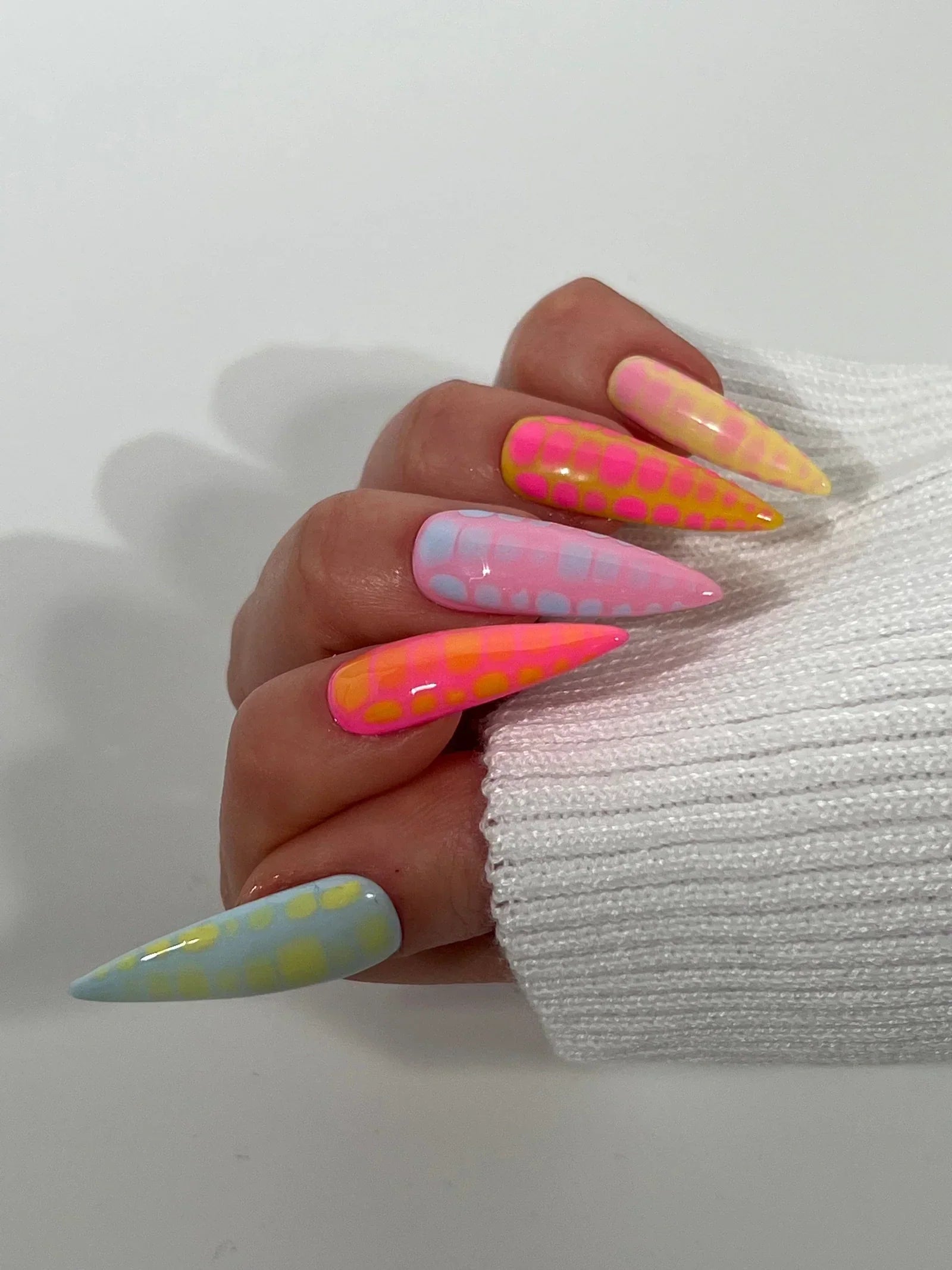 How To Use Blooming Gel - Ezmio Beauty