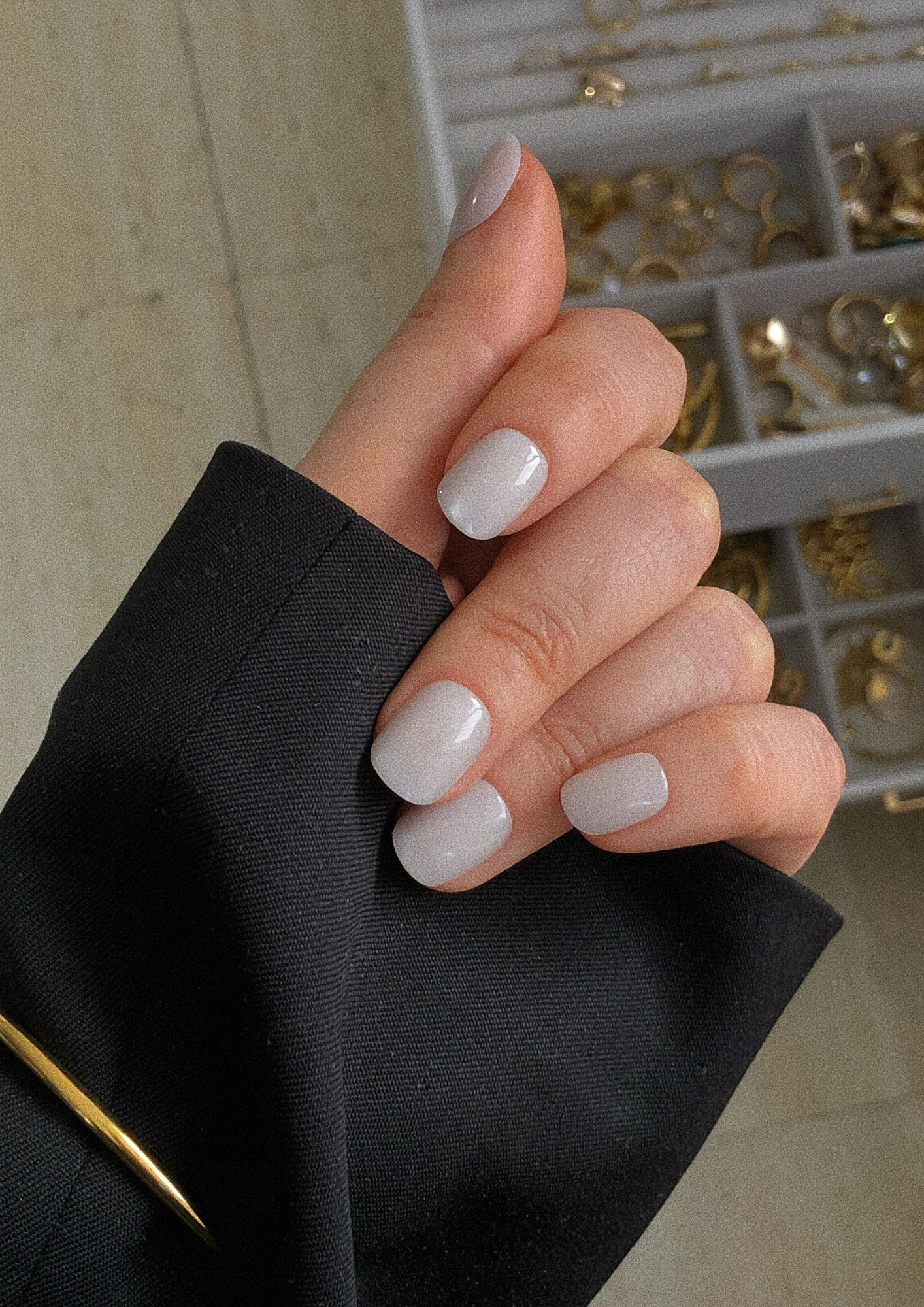 Petra Pearl - Extra Short Squoval