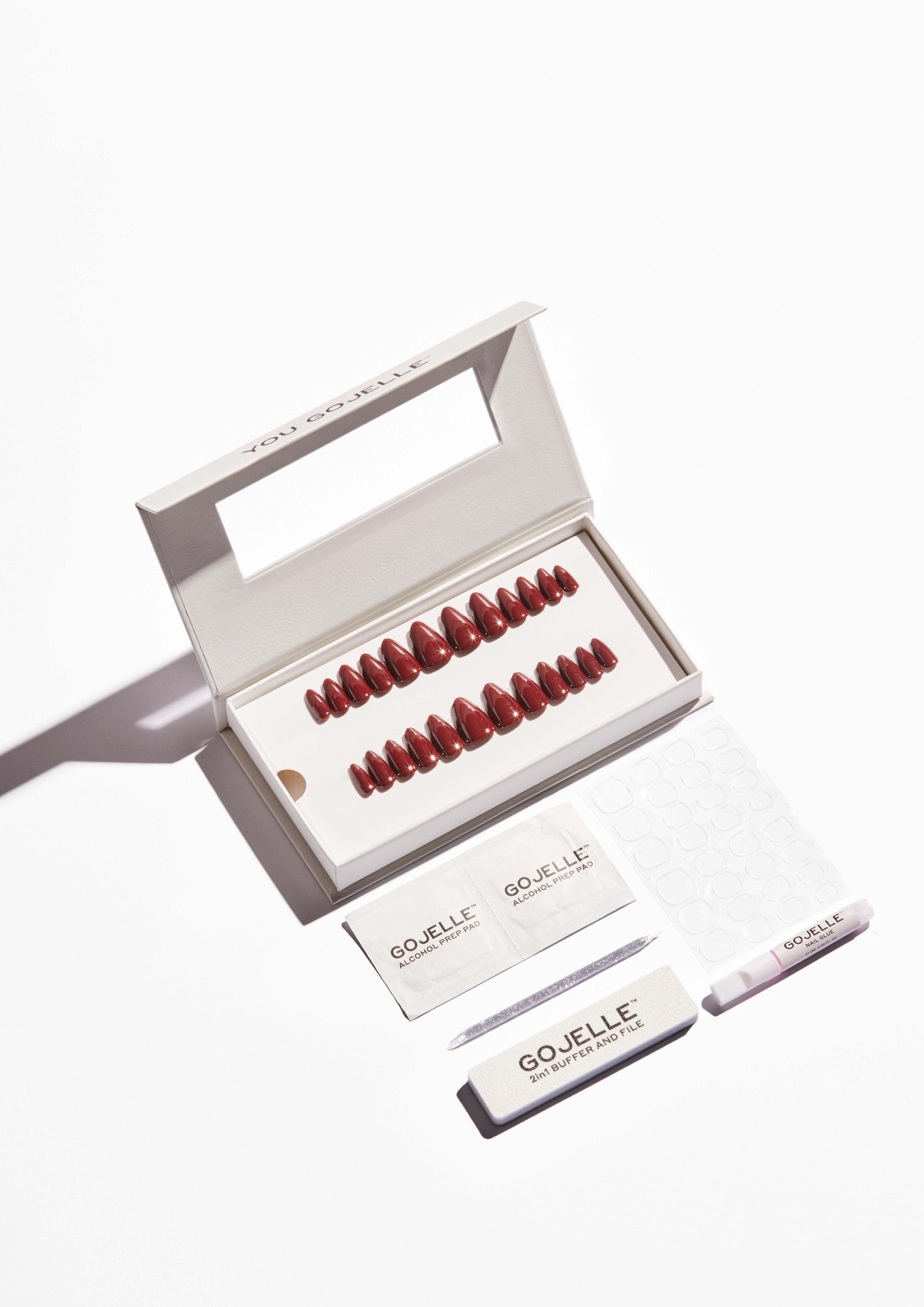 Selena Red - Short Almond