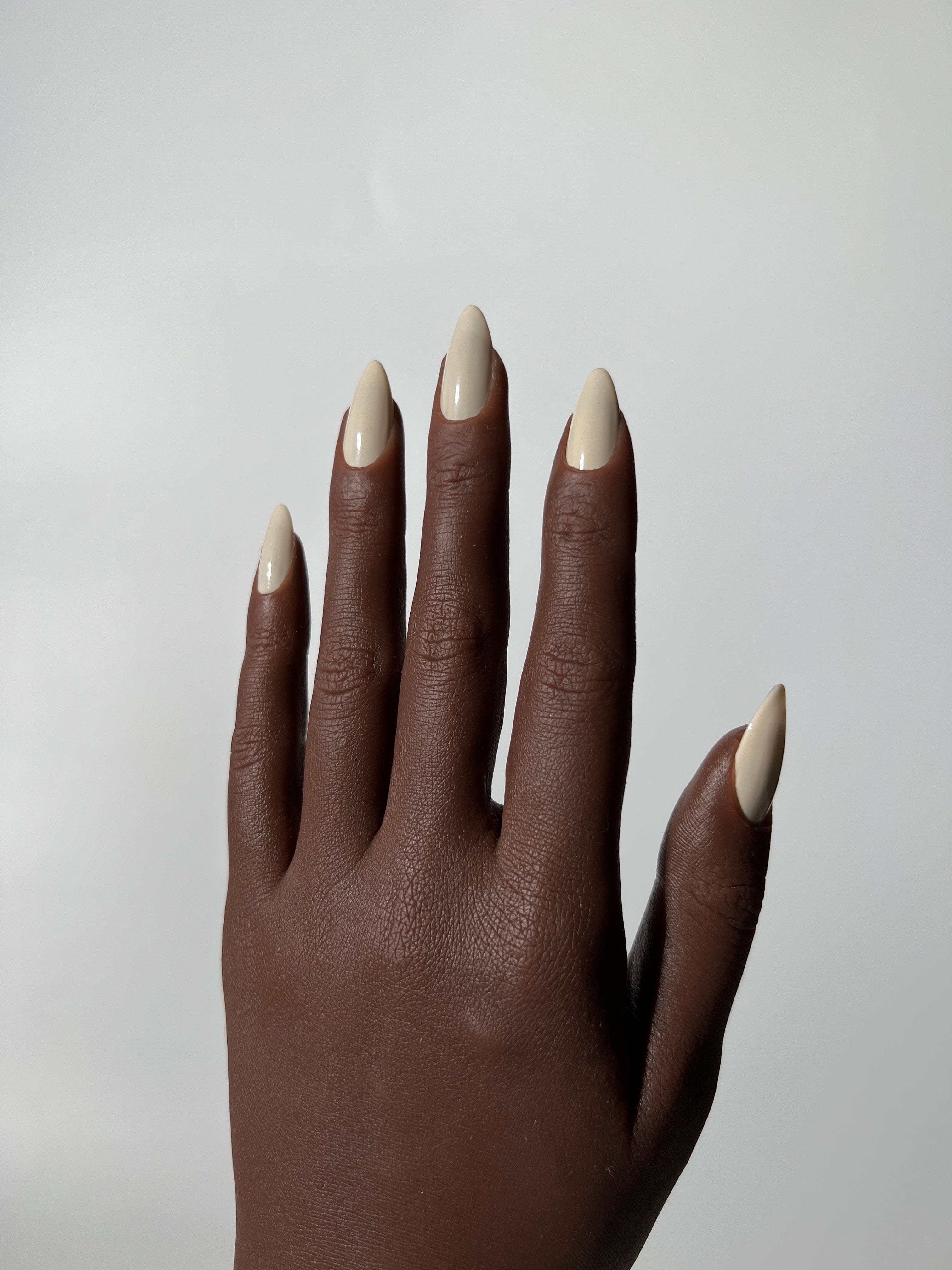 White Cleo Creme